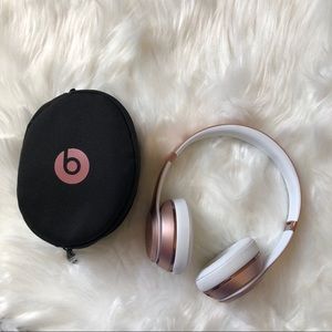 Beats by Dre || Wireless headphones